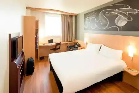 Ibis Barcelona Meridiana - 15