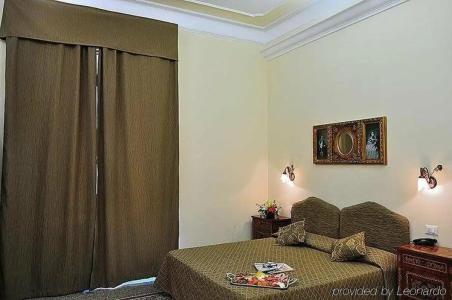 Golden Tulip Rome Piram - 83