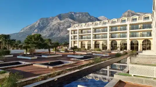 Amara Luxury Resort & Villas - 35