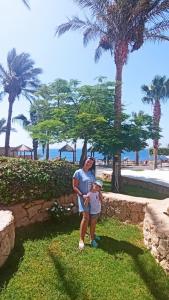 DoubleTree by Hilton Sharks Bay Resort - 36