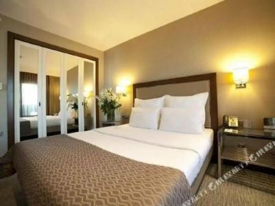 Occidental Ankara - 35