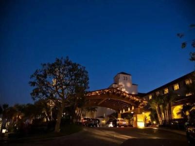 Hyatt Regency Huntington Beach Resort and Spa - 9