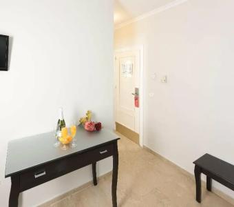 Toboso Chaparil - 84