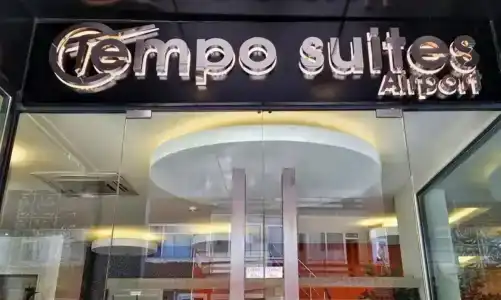 Tempo Suites Airport - 12