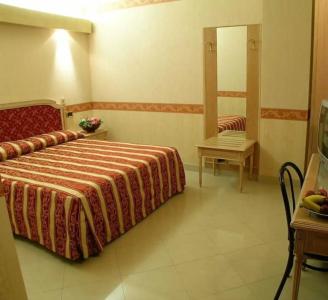 Gallia Palace - 82