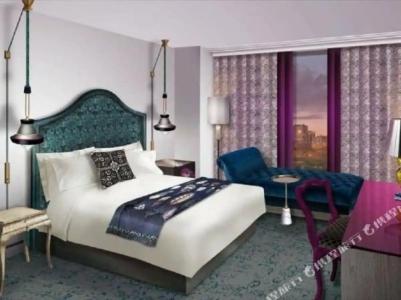 Grand Bohemian Charlotte, Autograph Collection - 32