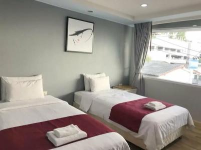The Beach Front Resort, Pattaya - 19