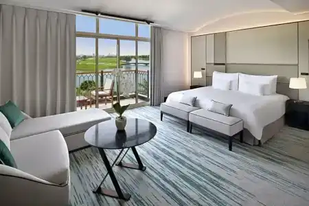 Address Montgomerie - 65