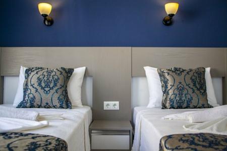 Demyra Boutique - 21