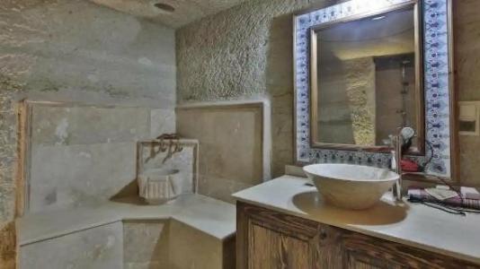 Family Cave Suite - 92