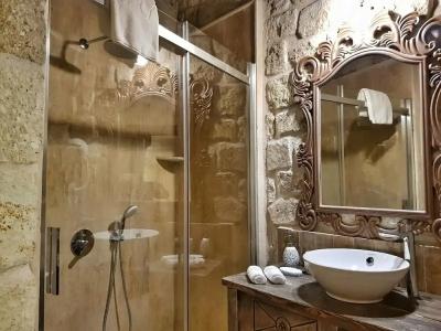 Elysion Cave Suites - 15