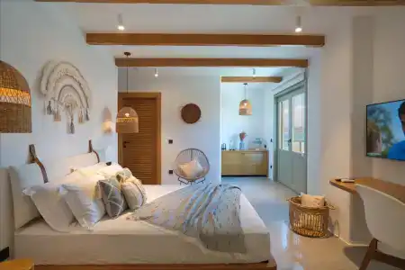 Carpe Diem Boutique - Adults Only - 3