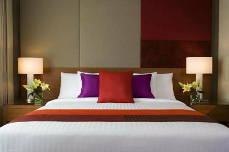 Courtyard by Marriott Bangkok - 11
