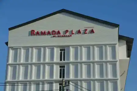 Ramada Plaza by Wyndham Chao Fah Phuket - 66
