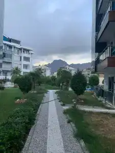 Onkel Rada Apart - 27