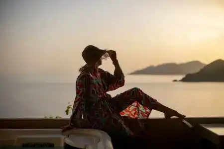 Beyaz Yunus - Adult Only - 12