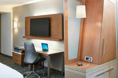 Courtyard by Marriott Lake George - 51