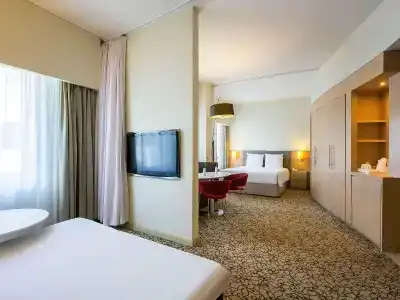 Novotel Suites Mall Avenue Dubai - 64