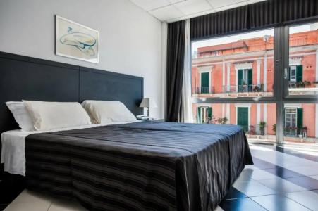 Executive Business - 18