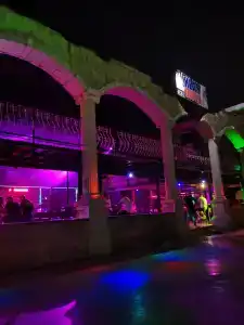 First Class - All Inclusive - 96