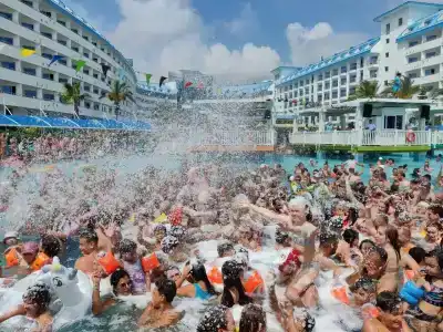 Crystal Admiral Resort Suites & Spa - Ultimate All Inclusive - 10