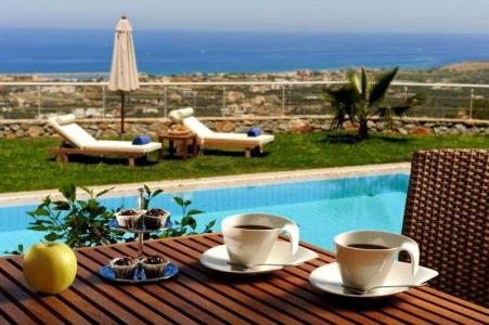 Royal Heights Resort Villas & Spa - 38