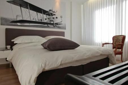 Sea Executive Suites - 1