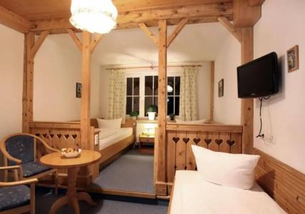 Blaue Gams ***S - 39