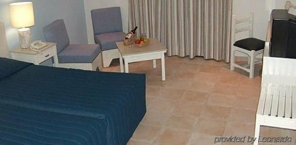 Dionysos Central - 81