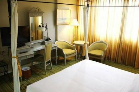 Courtyard by Marriott Phuket Town - 19