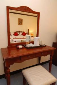 Lanta Seafront Resort - 13