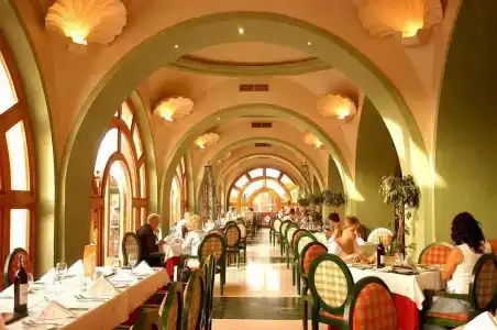 The Grand Resort - 8
