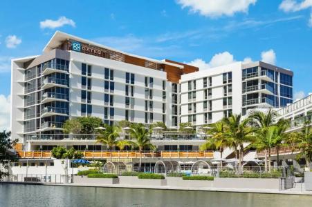 The Gates South Beach - a Doubletree by Hilton