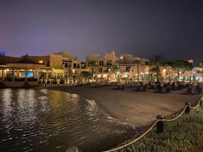 Novotel Bahrain Al Dana Resort - 3