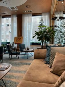 Privilege Suites by Central Park - 14