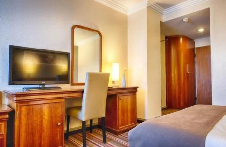 Leonardo Hamburg Stillhorn - 30