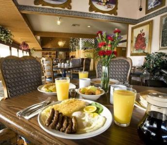 Best Western Plus Yosemite Gateway Inn - 10