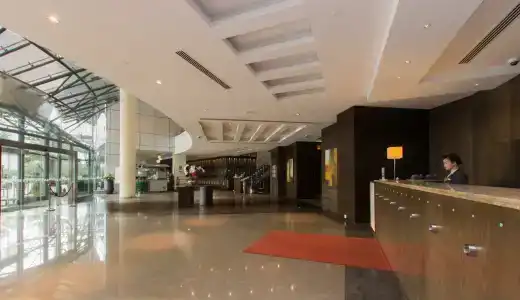 Holiday Inn Abu Dhabi, an IHG