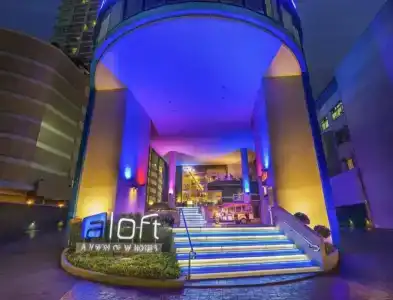 Aloft Bangkok - Sukhumvit 11 - 1