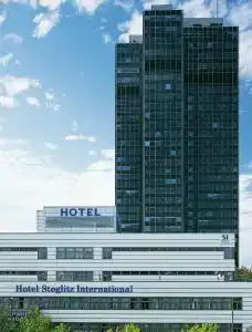 Steglitz International