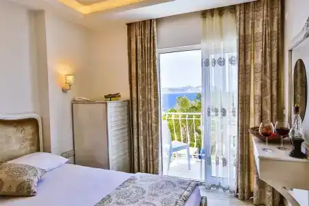 Linda Beach Class - 64