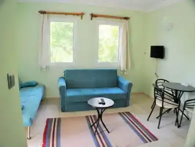 Bitez Garden Life - 39