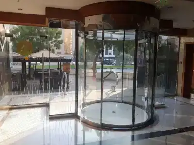Avenue Dubai - 31