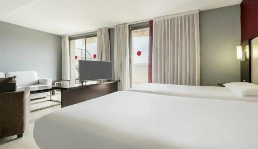 Ilunion Almirante - 44