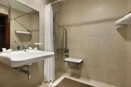 Montreal Barsha - 25