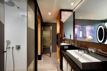 The Level at Melia Barcelona Sky - 58