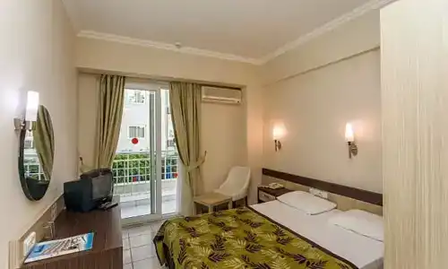 Kleopatra Melissa - 61