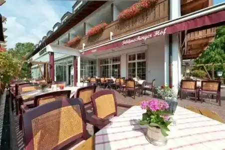 Feldmochinger Hof - 2