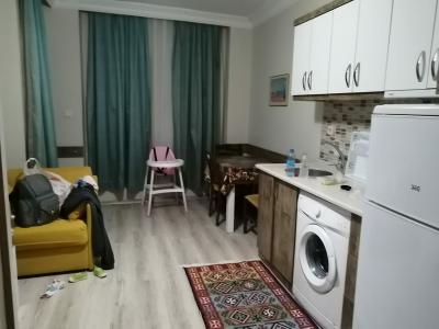 Cleopatra King Apart - 34