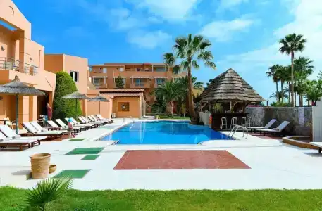 High Beach Resort - 19